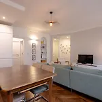 דירה Sophisticated 2br - Steps To Station פריז