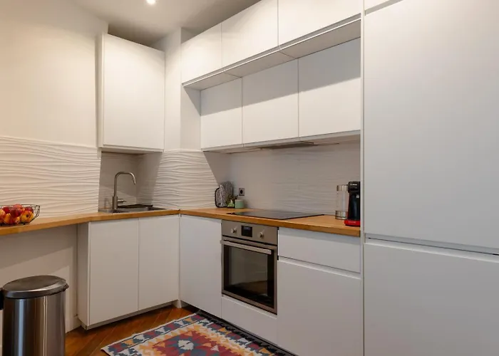 Sophisticated 2br - Steps To Station Paris