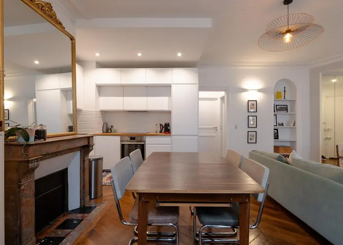 Appartement Sophisticated 2br - Steps To Station Parijs