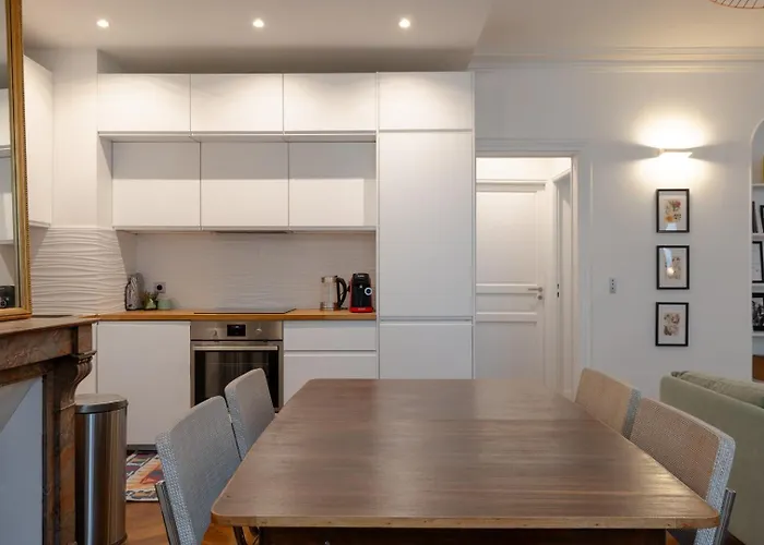 Appartement Sophisticated 2br - Steps To Station Parijs