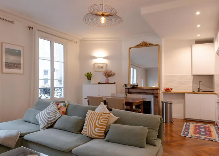 Sophisticated 2br - Steps To Station Parijs